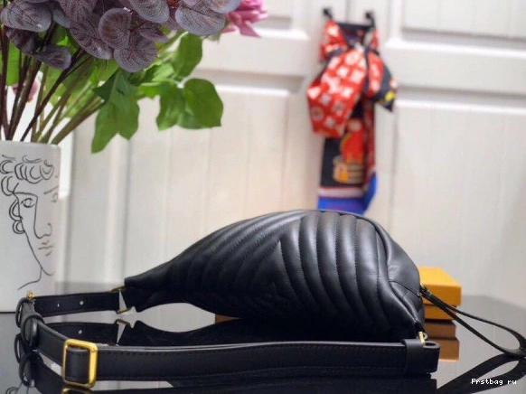 Frstbag ru VUITTON BUMBAG LOUIS NEW WAVE 0724
